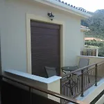 Cazala Πανσιόν Μονεμβασιά