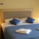 Cazala 4*
