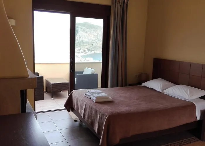 Cazala Guest house 4*