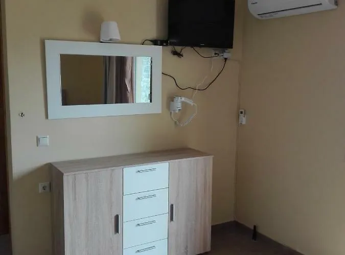 Cazala Guest house 4*